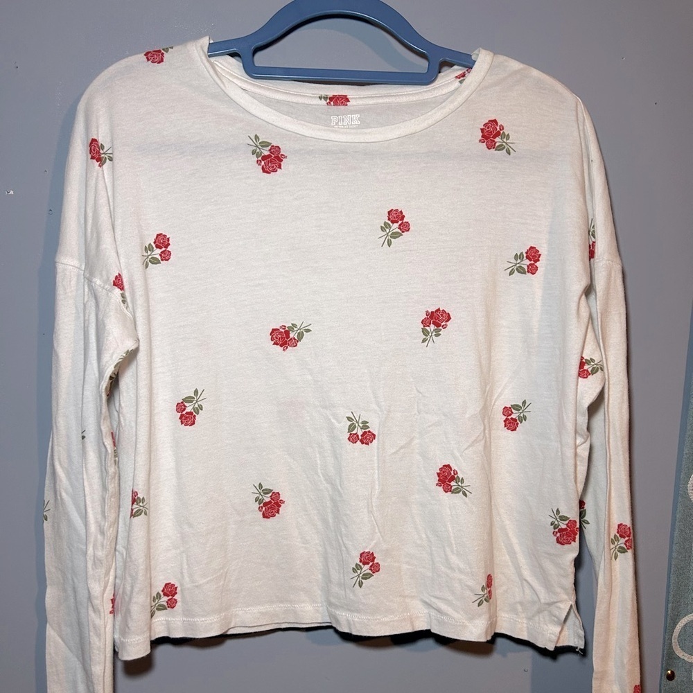 Victoria’s Secret PINK cropped long sleeve, size small